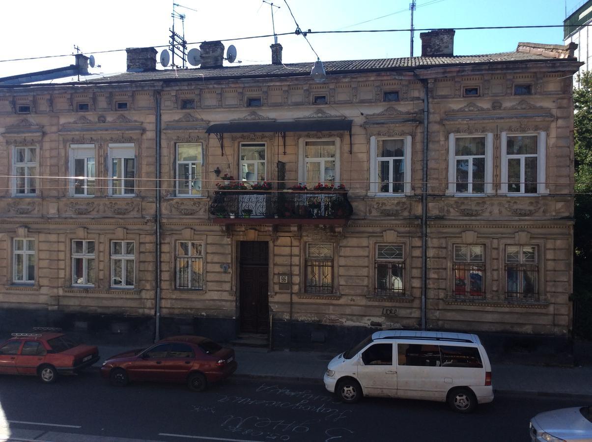 Hotel Travel Lwów Zewnętrze zdjęcie